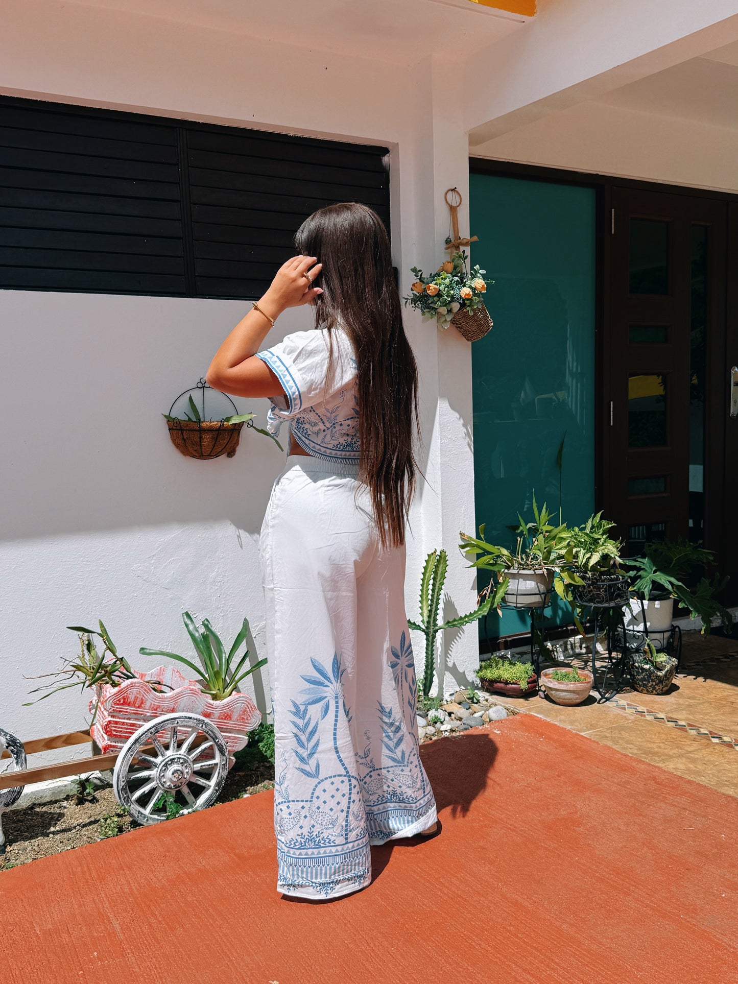 Leila TOP