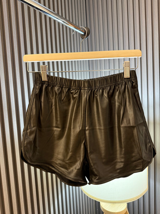 Basic Leather Short