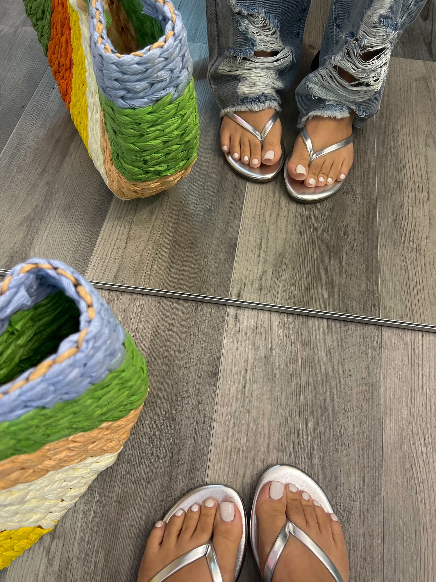 SHOES/BAGS/ACCESORIES